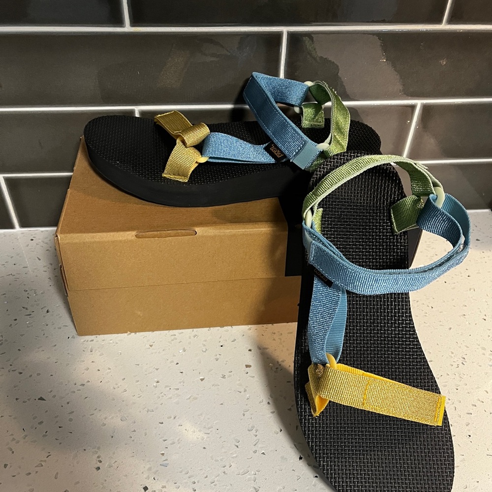 Teva Midform Universal Sandal in Metallic Blue/Green/Yellow BRAND NEW!